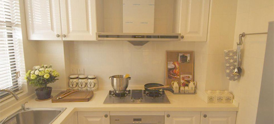 廚房裝了油煙機(jī)還要不要裝換氣扇嗎？