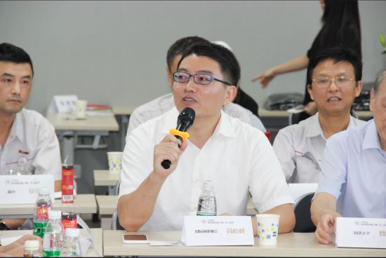 深度揭秘林內(nèi)高品質(zhì)熱水器誕生過(guò)程以及品牌常青密碼