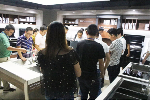 品牌大事|一天之內森歌集成灶成功簽約29家經銷商! 品牌大事|一天之內森歌集成灶成功簽約29家經銷商!