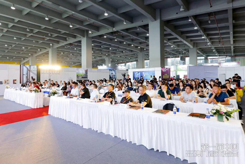 帕萊德鋁合金門窗帶你回顧一場品牌盛宴——走遍建博會 帕萊德鋁合金門窗帶你回顧一場品牌盛宴——走遍建博會