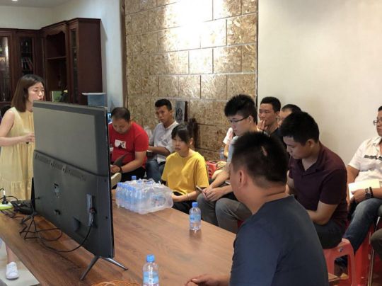 行于斯,不懼風雨——兔寶寶衣柜培訓師,團隊制勝 行于斯,不懼風雨——兔寶寶衣柜培訓師,團隊制勝