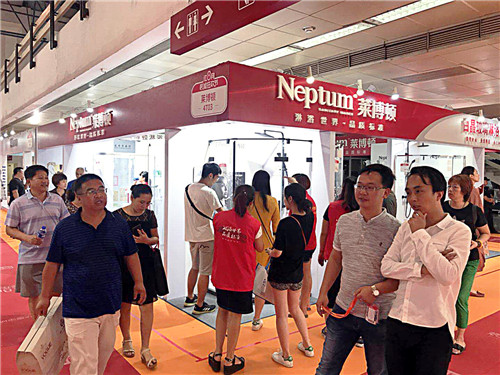 品牌大事|八月為愛煥新 萊博頓淋浴房邂逅北京華夏家博會 品牌大事|八月為愛煥新 萊博頓淋浴房邂逅北京華夏家博會