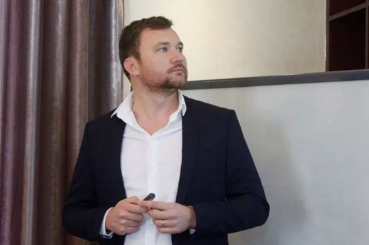 品牌發(fā)展|藝術(shù)涂料卡百利贏得市場的關(guān)鍵：品質(zhì)、服務(wù)、口碑