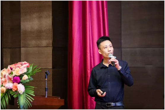 綠能照明繆愛冬:成功并不是偶然 綠能照明繆愛冬:成功并不是偶然