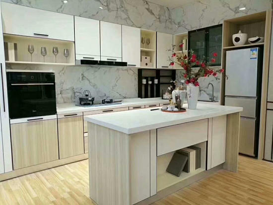 伊百麗攜時尚全屋家居新品引爆中國（廣州）定制家居盛會！