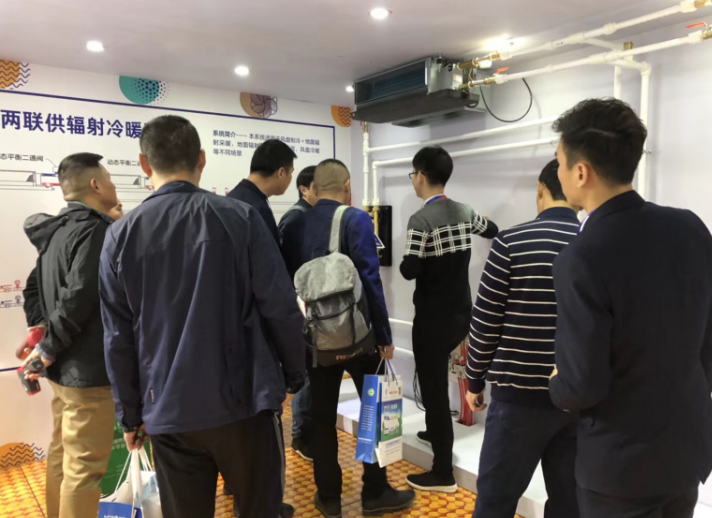 上海熱泵展開展首日，伊蕾科斯空氣能展區人氣爆棚！