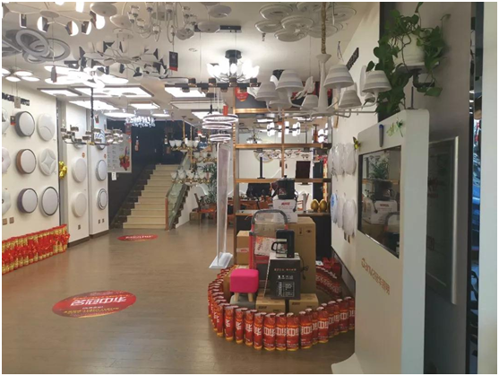 冠華照明經(jīng)銷商專訪：“始于顏值，陷于品質(zhì)，忠于品牌”