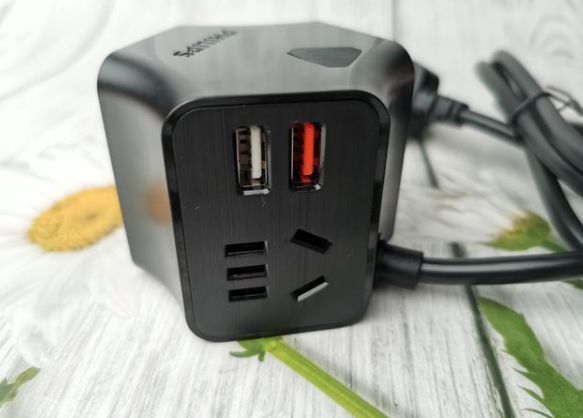 有了飛利浦摩天輪系列插座，充電器什么的都是浮云！