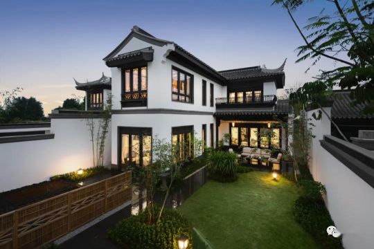 品牌產(chǎn)品|春在小窗橫幅里！三宅門窗升級(jí)中式生活美… 