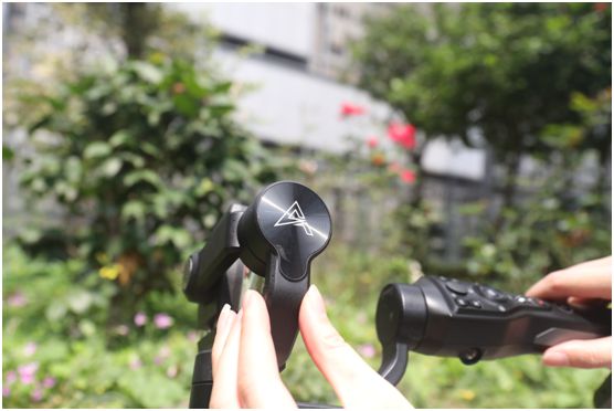 自媒體短視頻拍攝神器——奧川SMART S1手機穩定器全面評測 自媒體短視頻拍攝神器——奧川SMART S1手機穩定器全面評測