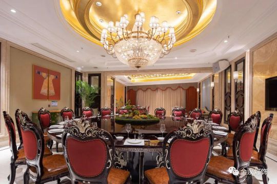 品牌案例|金漢燈飾助力十堰四季來福飯店造就好設計典范