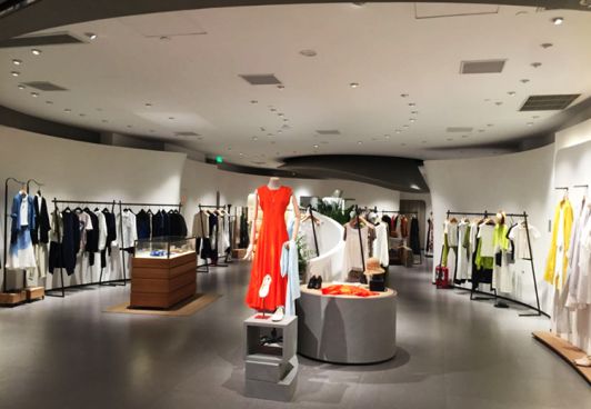 SNVA上為照明為例外女裝全場燈光設計并提供優質燈具