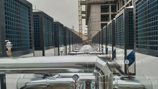 利普曼空氣源供熱站助力甘肅天水鎮異地扶貧搬遷小區清潔采暖 