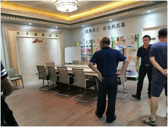 君匠世家藝術壁材 攜手華南理工大學涂偉萍教授技術創新