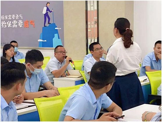 億固瓷磚膠 攜手眾成名品陶瓷集團舉行應用技術研討會 億固瓷磚膠 攜手眾成名品陶瓷集團舉行應用技術研討會