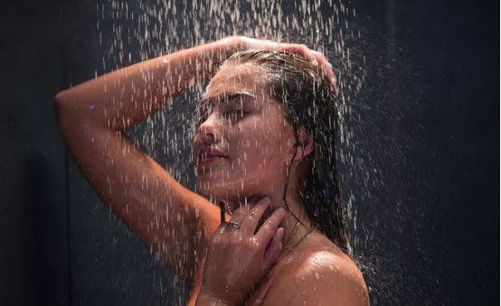 著名品牌鉆戒淋浴房深度解密淋浴房安裝步驟 著名品牌鉆戒淋浴房深度解密淋浴房安裝步驟