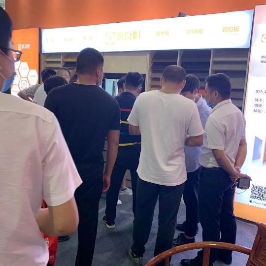 百強家具板系列| 每一面 不止有面 百強家具板系列| 每一面 不止有面