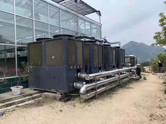 岳西大觀園12000㎡花卉大棚采用格美粵空氣源熱泵，三年無故障運行