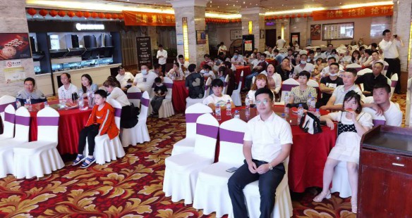 沐克熱水器代理商在安康舉行區(qū)域經銷商訂貨會 沐克熱水器代理商在安康舉行區(qū)域經銷商訂貨會