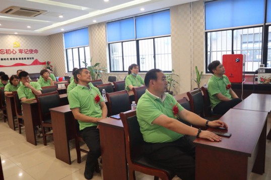 祝賀科尼安潔康養(yǎng)凈化系列與“人服集團(tuán)”正式簽約 祝賀科尼安潔康養(yǎng)凈化系列與“人服集團(tuán)”正式簽約