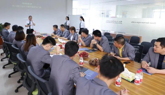 歐哲門窗總部迎來江門湛江設計力量協會設計師朋友到訪