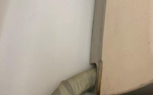 空調掛機排水管與空調眼一樣高,可以嗎? 空調掛機排水管與空調眼一樣高,可以嗎?