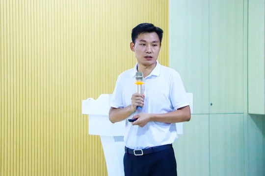 熱烈歡迎湖北省窗業協會領導蒞臨億合門窗參觀交流