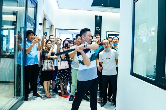 熱烈歡迎湖北省窗業協會領導蒞臨億合門窗參觀交流