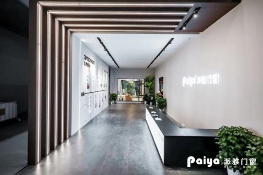 人氣爆棚超震撼!!派雅門窗攜“至臻新品”驚艷建博會！ 