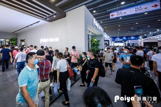 人氣爆棚超震撼!!派雅門窗攜“至臻新品”驚艷建博會！ 