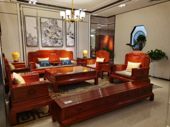 為你而來，御興紅木強勢入駐濟南富雅紅木樓五樓中廳