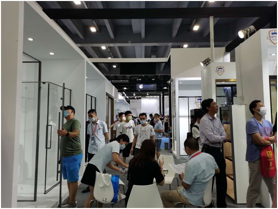 雅利斯淋浴房閃耀廣州建博會,見證品牌實力 雅利斯淋浴房閃耀廣州建博會,見證品牌實力