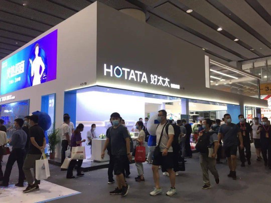 建博會上各大智能家居品牌產品奪目,經銷商打開下半年市場可參考 建博會上各大智能家居品牌產品奪目,經銷商打開下半年市場可參考