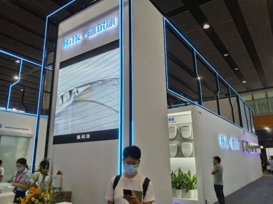 建博會上各大智能家居品牌產品奪目,經銷商打開下半年市場可參考 建博會上各大智能家居品牌產品奪目,經銷商打開下半年市場可參考