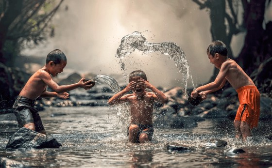海爾雙增壓零冷水熱水器TR7,水流即刻沖走汗水和暑氣 海爾雙增壓零冷水熱水器TR7,水流即刻沖走汗水和暑氣