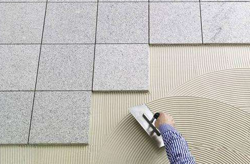 瓷磚膠廠家想要發(fā)展電商，一定不可忽視這一些問題