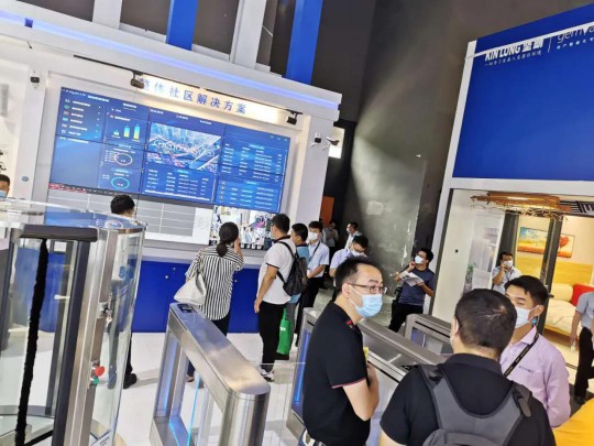 君和睿通攜智能家居產(chǎn)品亮相第26屆鋁門窗幕墻新產(chǎn)品博覽會(huì) 君和睿通攜智能家居產(chǎn)品亮相第26屆鋁門窗幕墻新產(chǎn)品博覽會(huì)