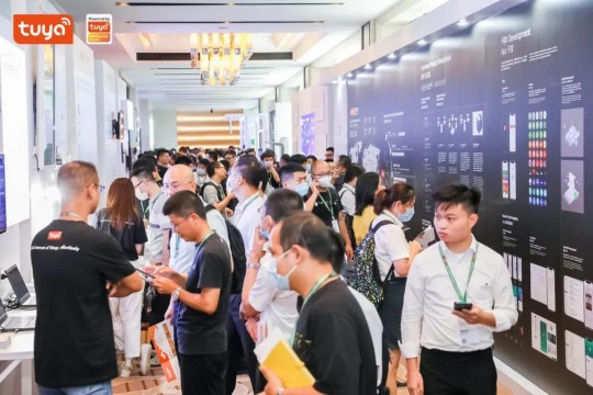 涂鴉智能在全球硬科技開發(fā)者大會首發(fā)智能照明APP 涂鴉智能在全球硬科技開發(fā)者大會首發(fā)智能照明APP