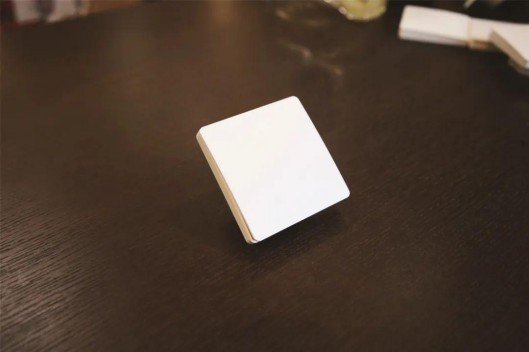 產品測評|鴻雁無源無線隨意貼開關，隨心智能控制