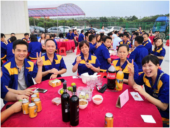 為祖國71華誕獻(xiàn)禮 簡(jiǎn)潔“迎國慶、慶中秋”晚宴圓滿落幕