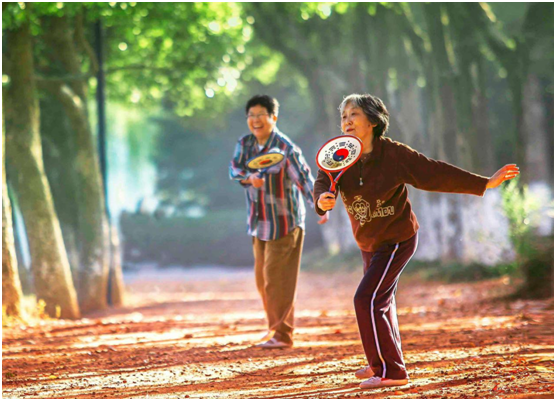 遠洋環保塑膠跑道:“秋凍”需有度,鍛煉要堅持