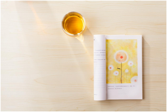 豐葉板材:讓人生理想 都綻放在書桌上