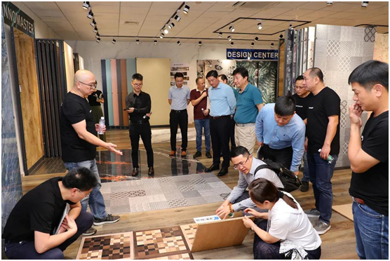 圣象集團董事長率高管蒞臨創意玩家 參觀交流共促發展!