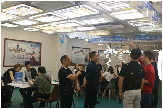 華盈照明2021G30核心經銷商答謝會取得圓滿成功